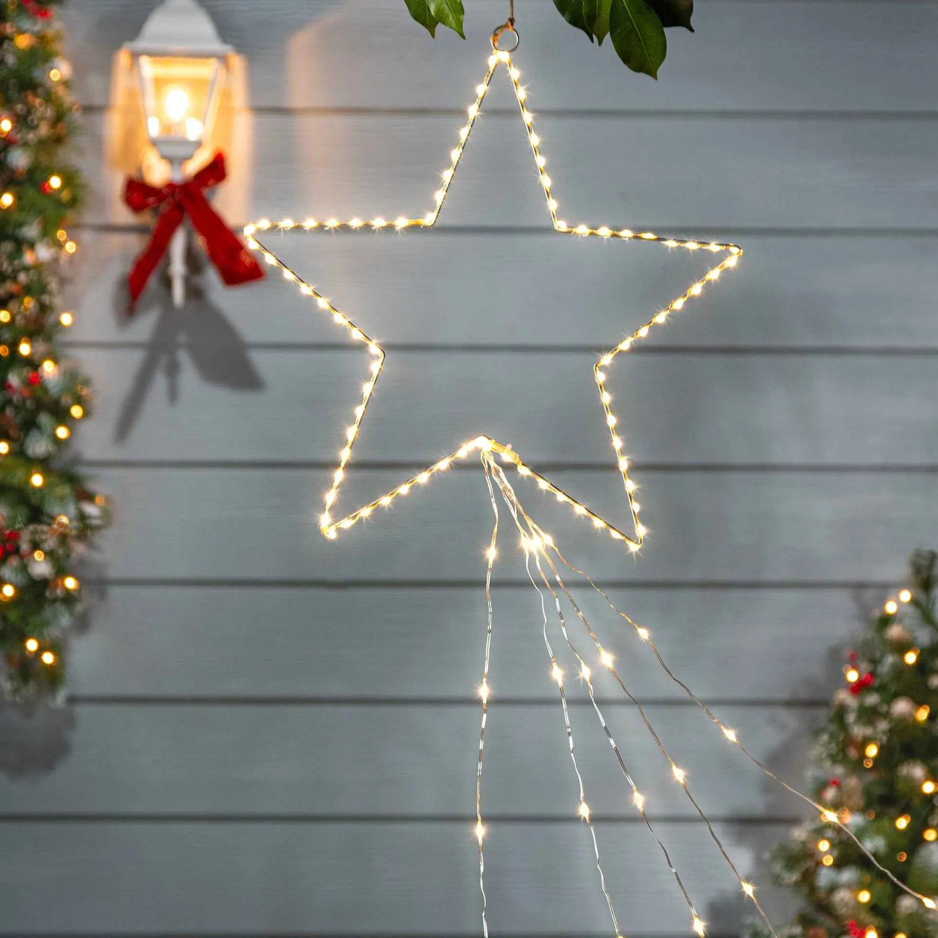 15-Inch Diameter Electric Shooting Star With Five Lighted Tails